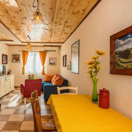 וירפזאר Guest House Luna מראה חיצוני תמונה