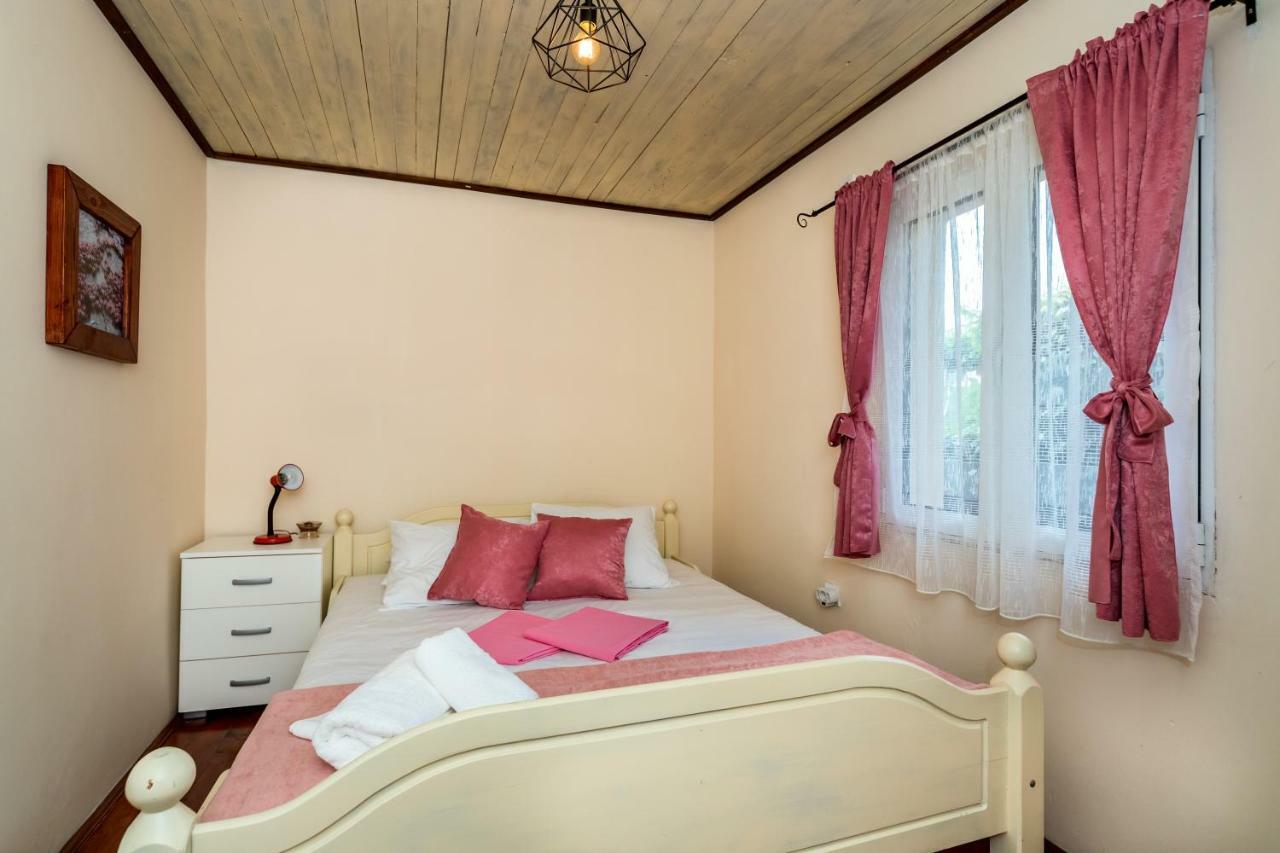 וירפזאר Guest House Luna מראה חיצוני תמונה